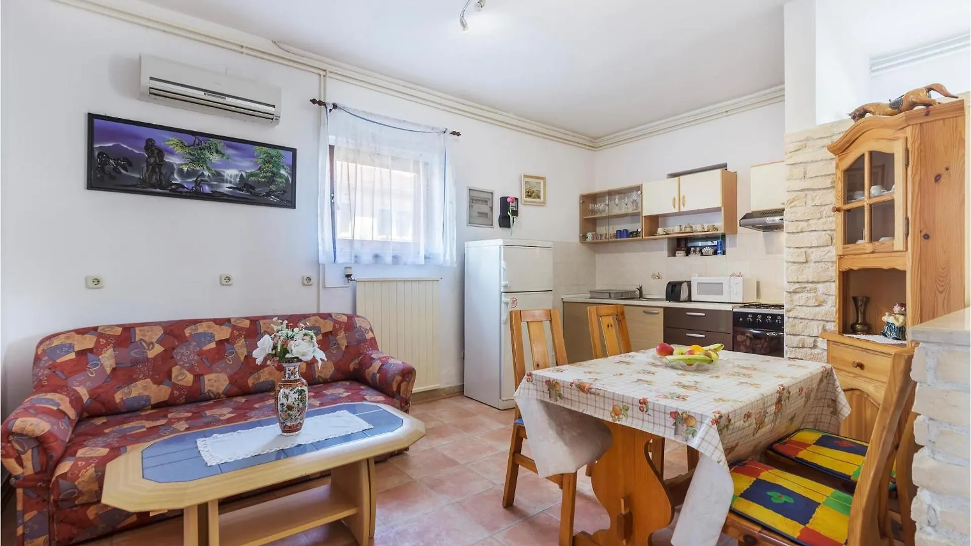 Nice Apartment In Pula With Kitchen